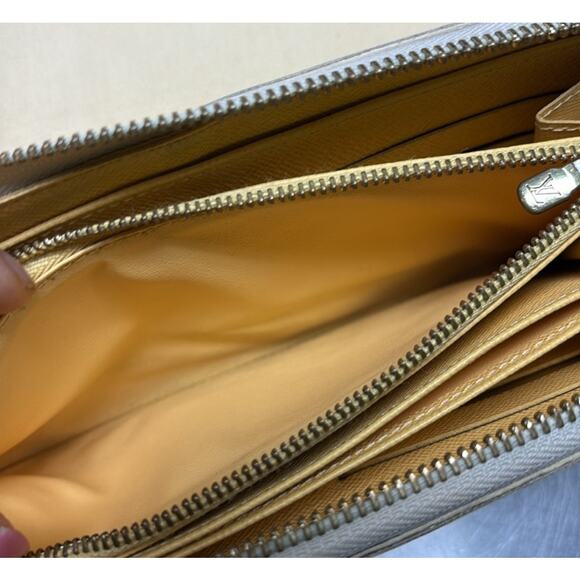 Louis Vuitton Limited Edition Damier Azure Illustre Hot Air Balloon Wallet EUC - Picture 10 of 11